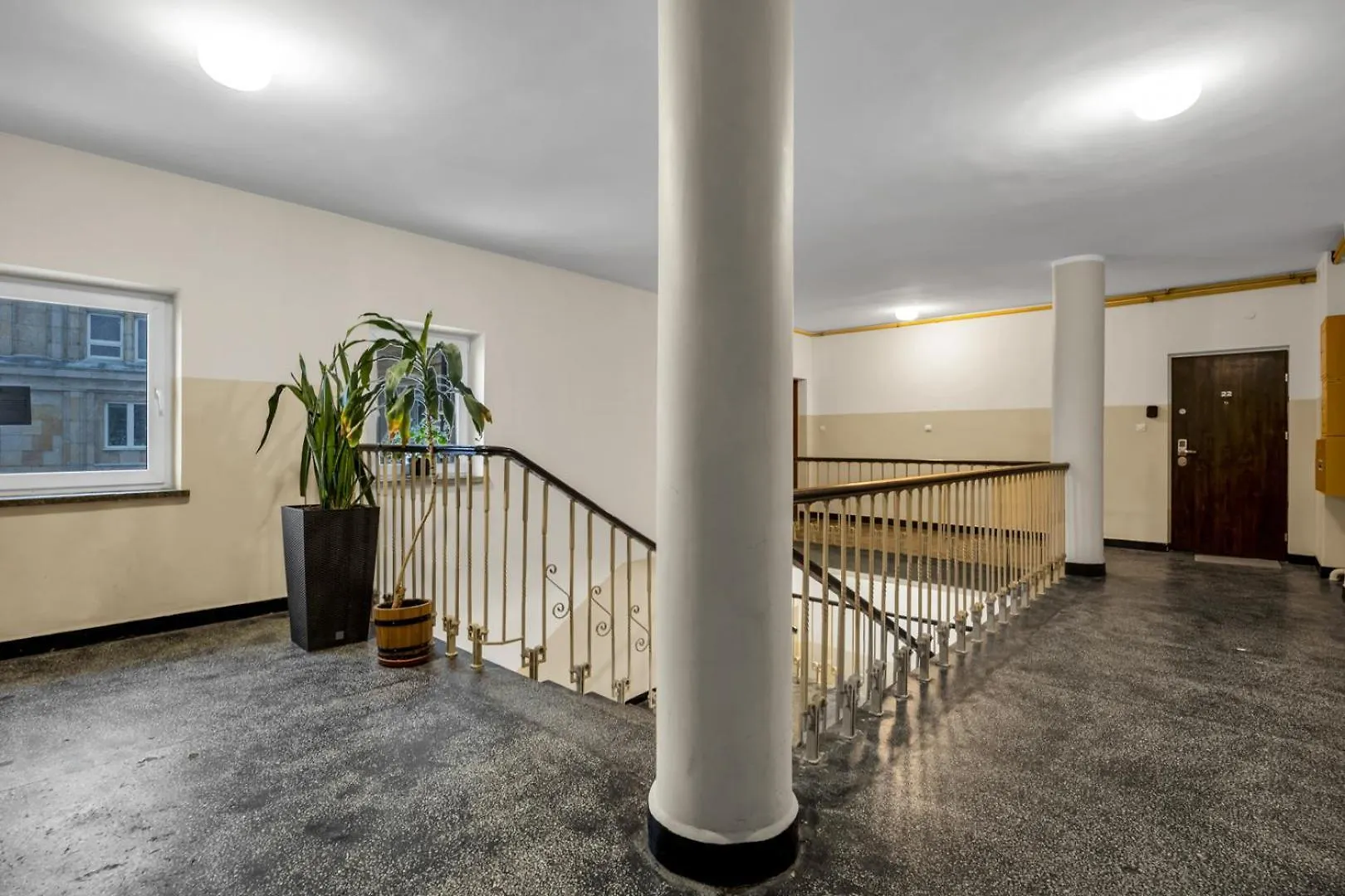 Plac Zbawiciela Spacious Apartment Warsaw