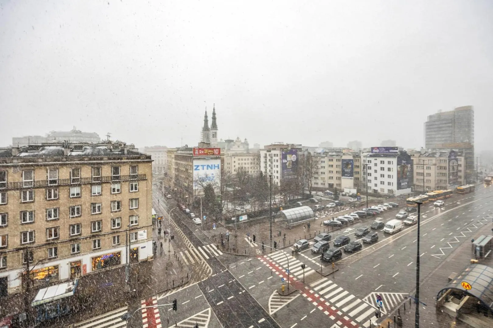 Plac Zbawiciela Spacious Apartment Warsaw